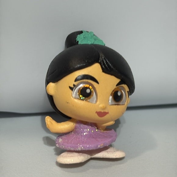 Disney | Doorables | Ballerina Mulan | Series 10 - Picture 5 of 6